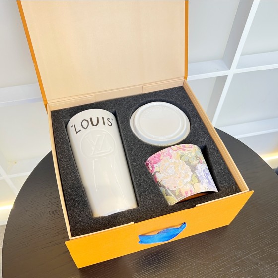 Ls Monogram couple mug