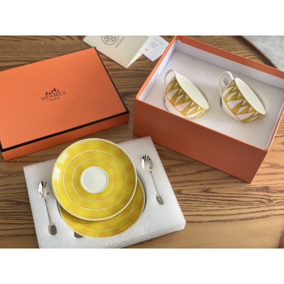 Soleil d’Hermes | Sun ☕ Coffee Cup and Saucer