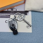 Pet bags and dogs are inseparable