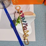 Pet bags and dogs are inseparable