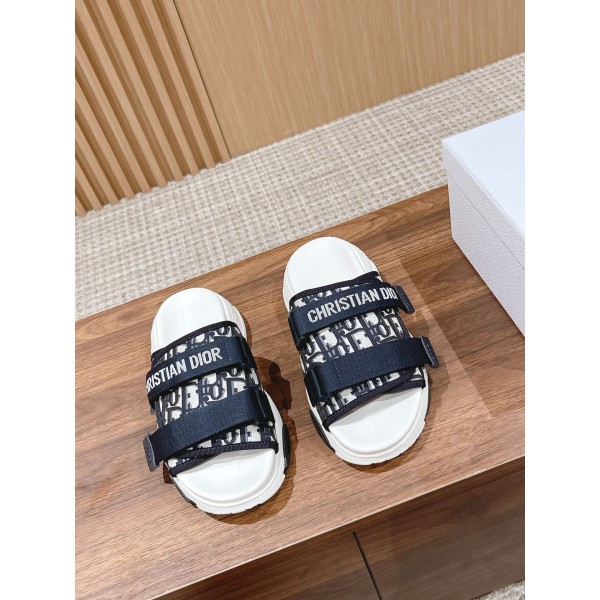DIOR Dior spring and summer new thick-soled beach drag design concept sandals plus sports shoes
