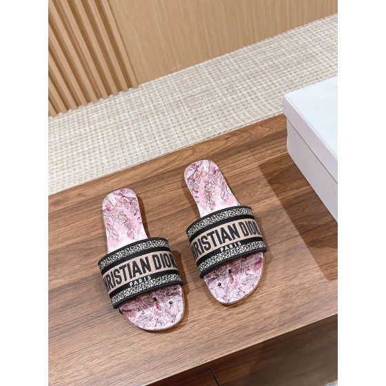 DIOR Dior spring and summer new upgrade embroidery slippers