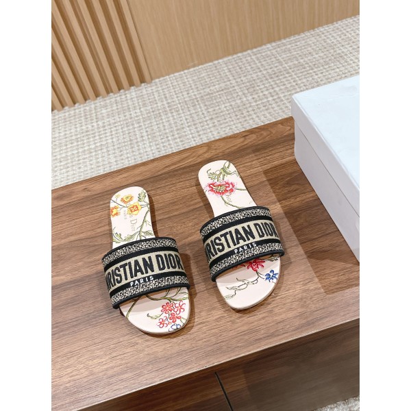 DIOR Dior spring and summer new upgrade embroidery slippers