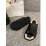 DIOR 𝟐𝟎𝟐𝟐/𝐒𝐒 𝐧𝐞𝐰 spring and summer sheepskin slippers