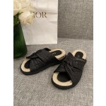DIOR 𝟐𝟎𝟐𝟐/𝐒𝐒 𝐧𝐞𝐰 spring and summer sheepskin slippers